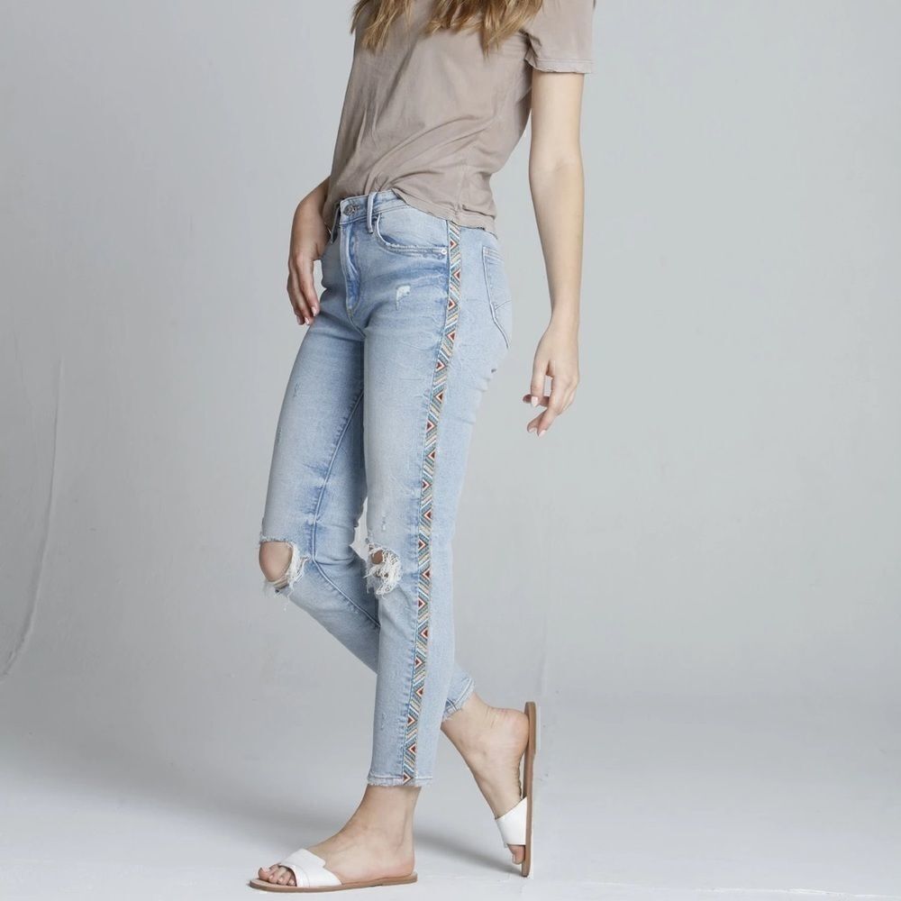 Gizelle Girlfriend Skinny - Tucson – Driftwood Jeans